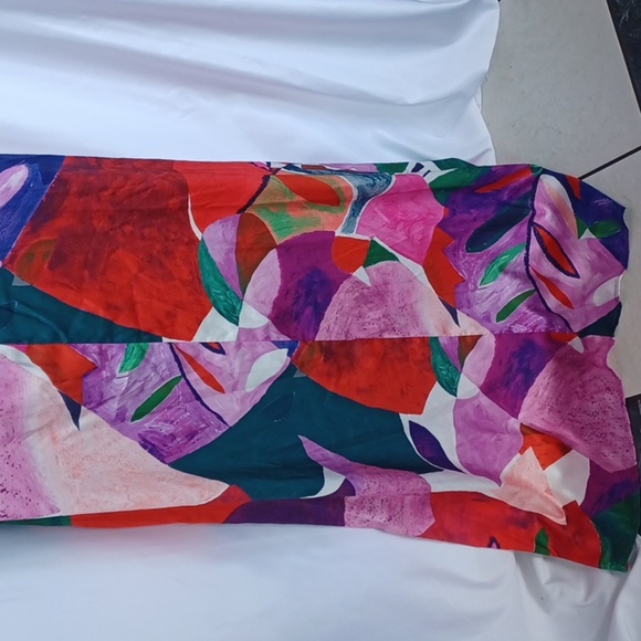 NICOLE MILLER NY Abstract Print Matte Charmuse Maxi Dress Sz M, 19" ptp, 56" lg - Picture 6 of 11